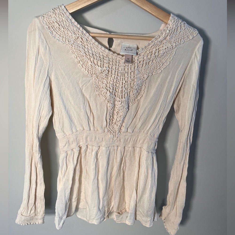Knox Rose Cream Crochet Accent Blouse‎ – Size Medium